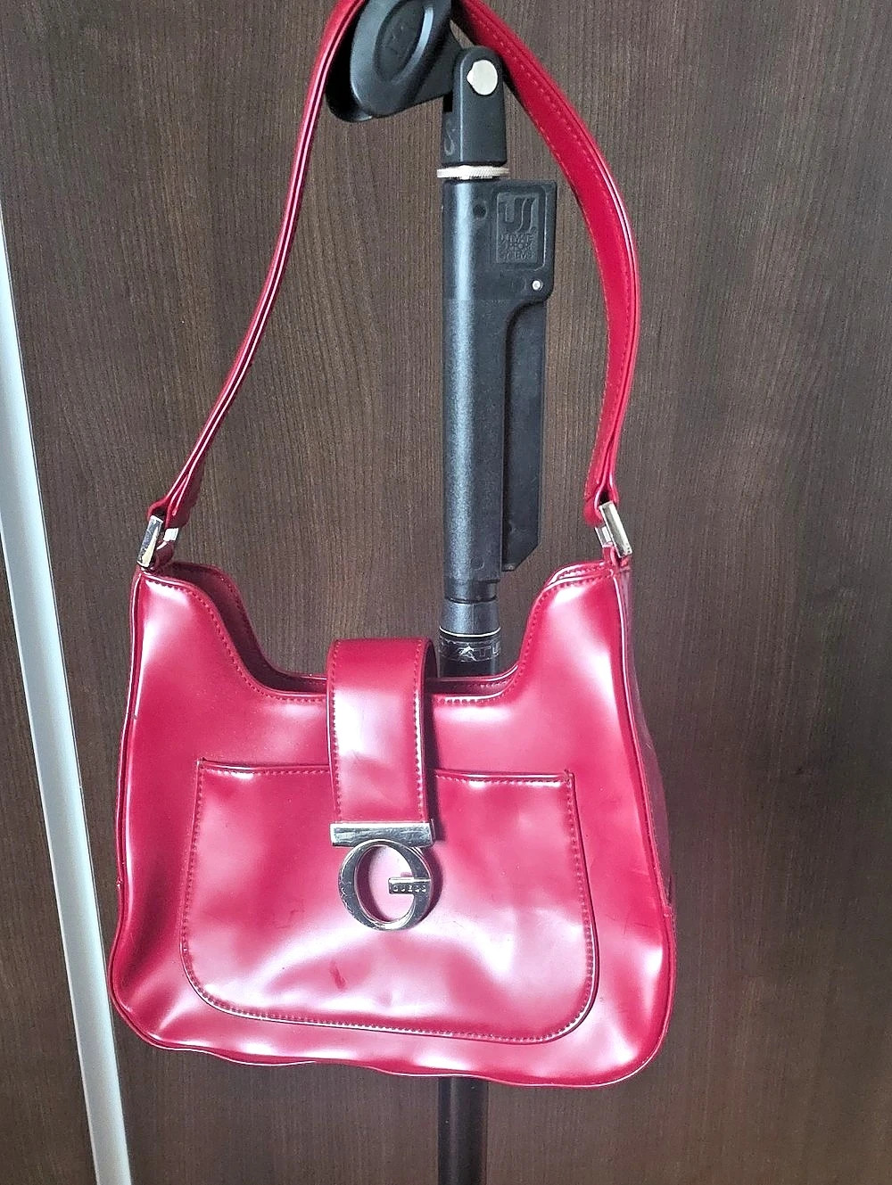 Vintage Y2K Guess Red Patent Shoulder Bag